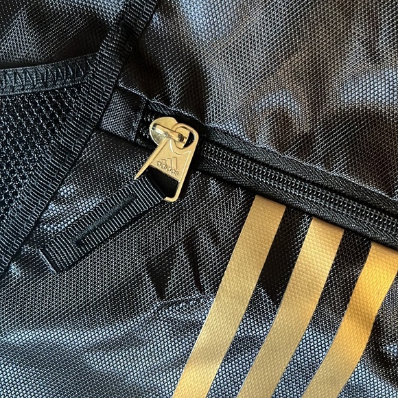 ᴀᴅɪᴅᴀꜱ ᴀʟʟɪᴀɴᴄᴇ ɪɪ ꜱᴀᴄᴋᴘᴀᴄᴋ - Picture 5 of 5